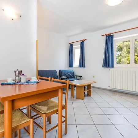Apartman 7766b
