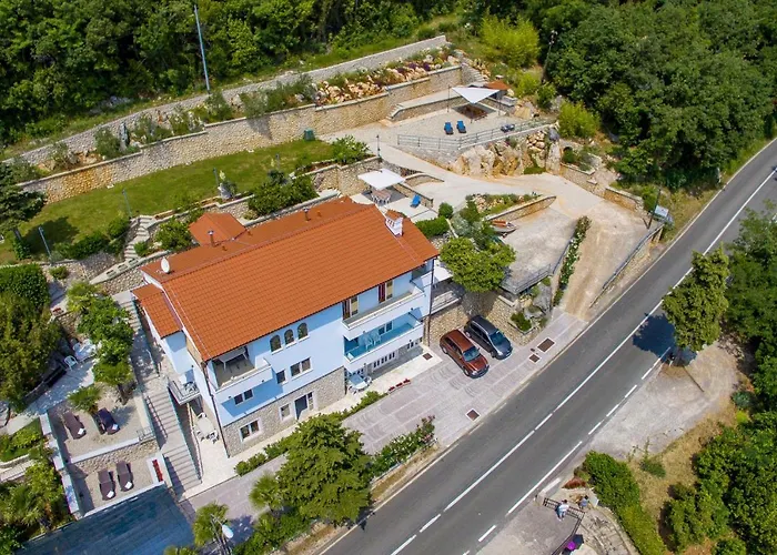 7766b * Mošćenička Draga